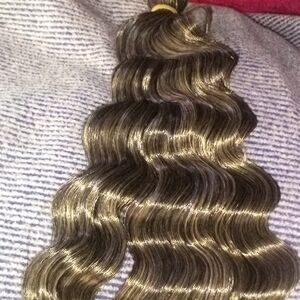 NEW! Wavy Ombre Hair Extensions